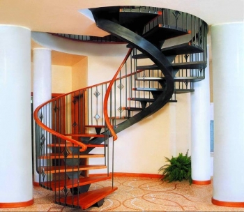 Как выбрать винтовую лестницу для вашего дома?